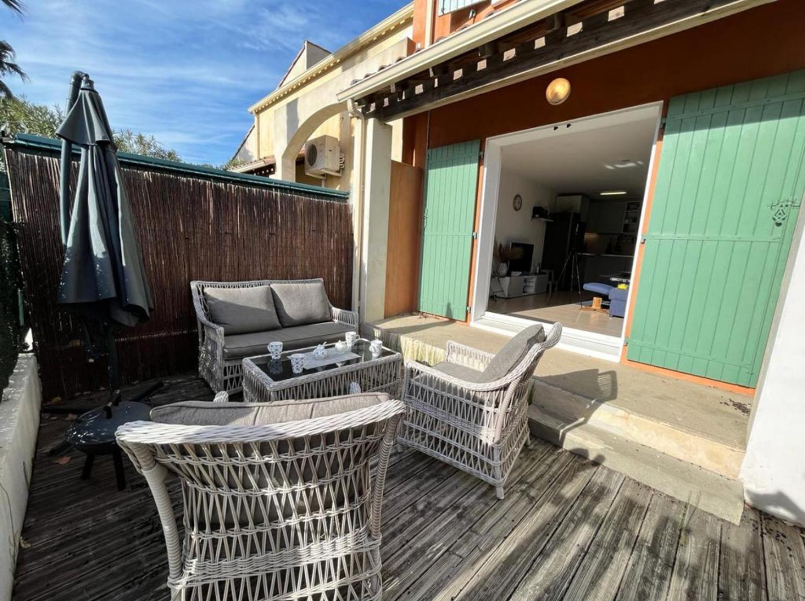 Pavillon 6 Personnes Avec Terrasse Et Place De Parking Valras-Plage